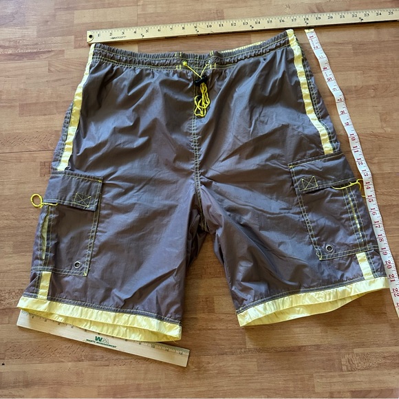 Nature Men’s Cargo Pockets Swimsuit Gray Yellow Trunks Size M - Picture 4 of 9